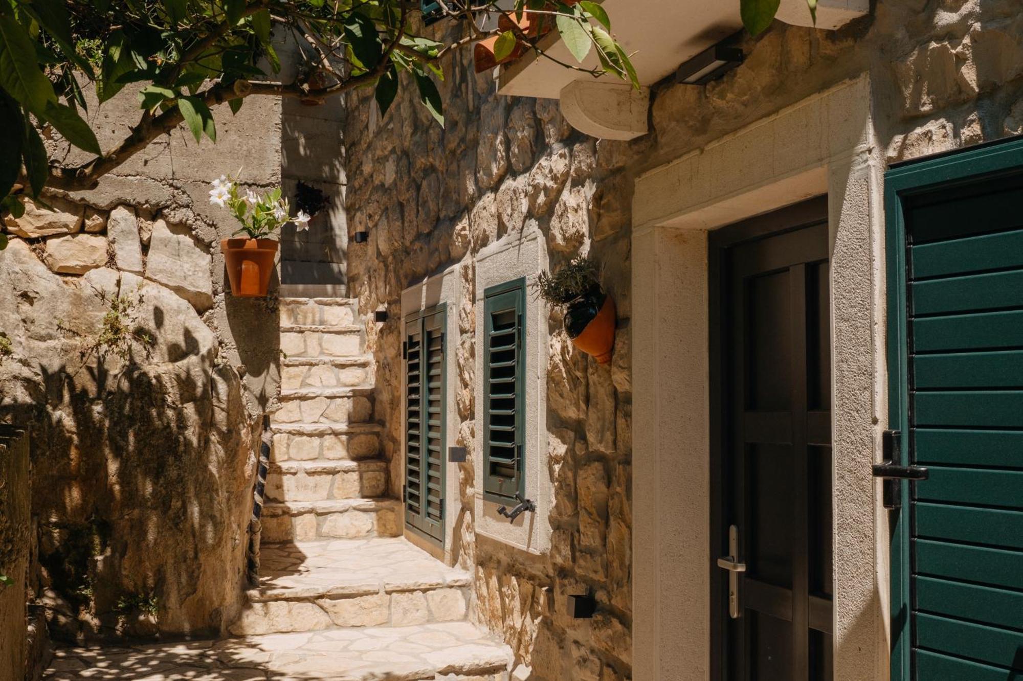 Lukas Apartment Ston Exterior foto